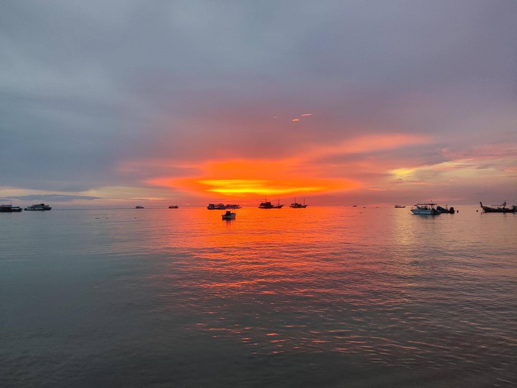 Rockstar Hotel & Bar Ko Tao Bagian luar foto